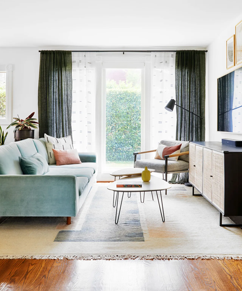 how-to-design-a-modern-living-room-with-accessories