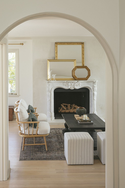 how-to-decorate-an-all-white-living-room-and-make-it-feel-bigger-with-mirrors